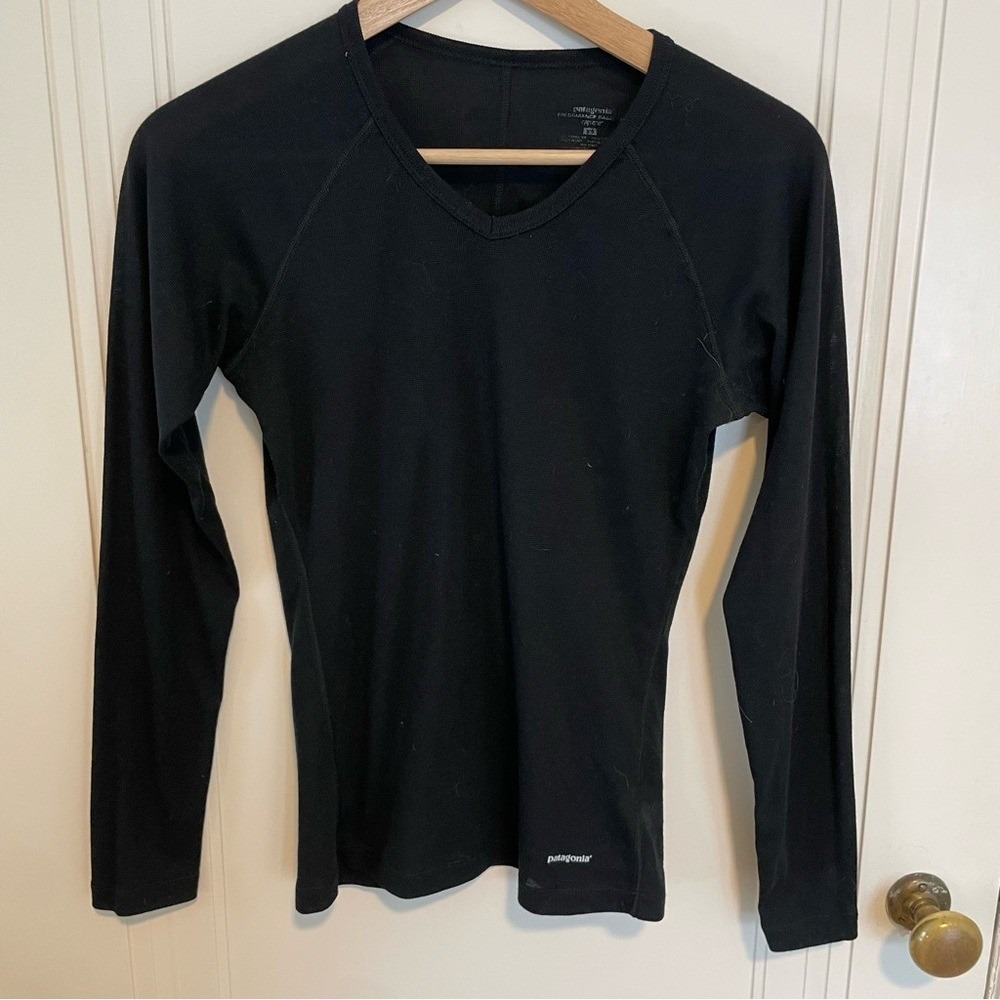 Patagonia Capilene Base Layer V-Neck Long‎ Sleeve Shirt Top Black Size XS
